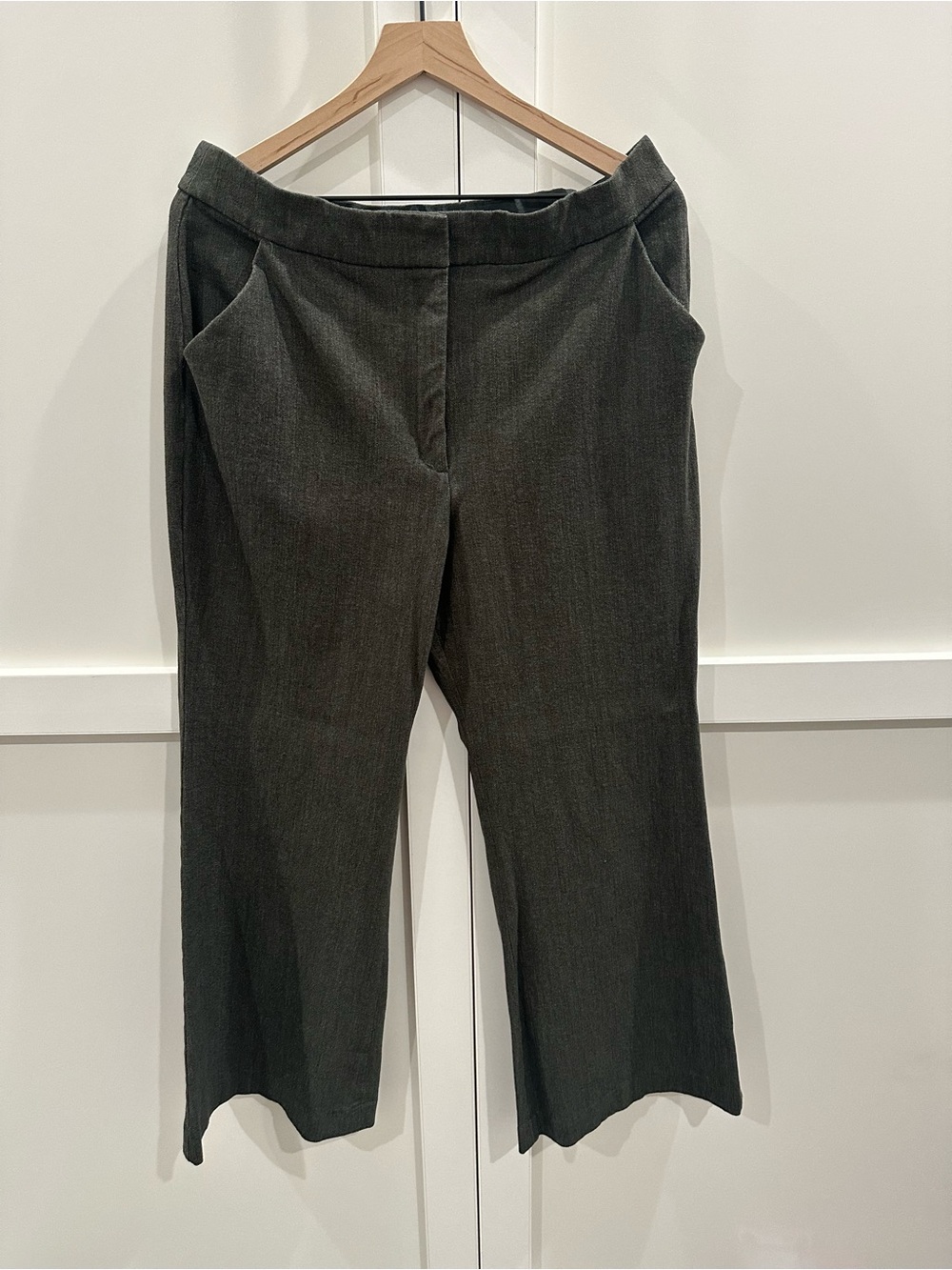 Y2K Express Editor Olive Green/Black Charcoal Low-Rise Flare Trousers 14S